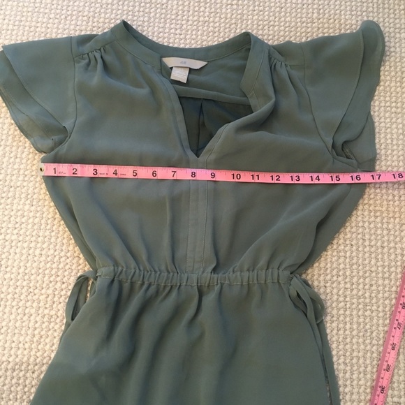 Dusty green drawstring dress - Picture 3 of 4